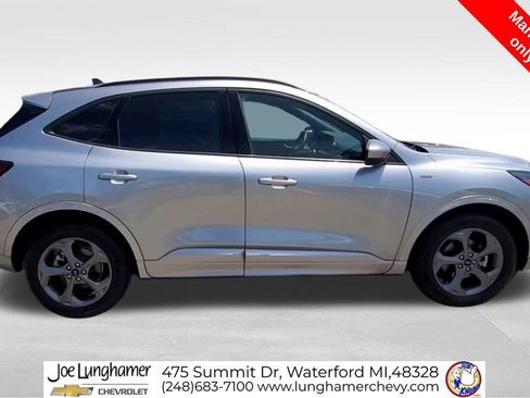 Used 2024 Ford Escape ST-Line Select w/ Tech Pack #1 AWD/4WD image 9