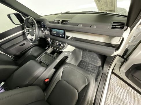Certified 2023 Land Rover Defender 110 S AWD/4WD image 18