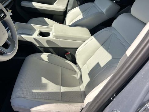 Used 2025 Hyundai Santa Fe SEL image 15