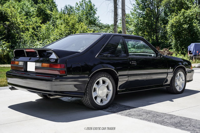 Used 1993 Ford Mustang Cobra RWD image 8