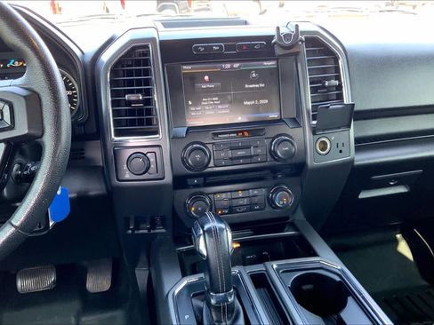 Used 2015 Ford F150 XLT w/ Equipment Group 302A Luxury image 7