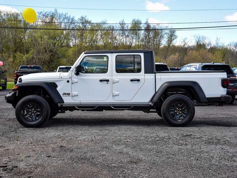 Certified 2021 Jeep Gladiator Sport w/ Trailer Tow Package AWD/4WD image 6