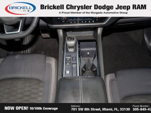 Used 2024 Nissan Pathfinder SV image 26