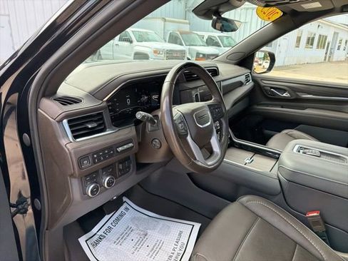 Used 2023 GMC Yukon XL Denali w/ Denali Reserve Package AWD/4WD image 15