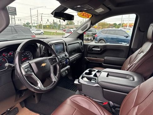 Used 2021 Chevrolet Silverado 1500 LT AWD/4WD image 10