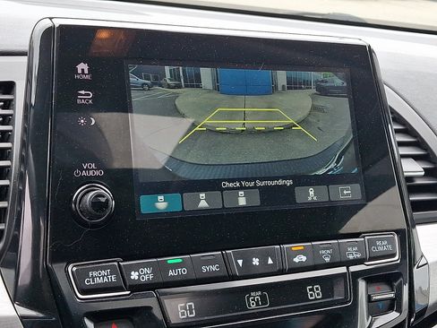 Used 2023 Honda Odyssey Touring image 25