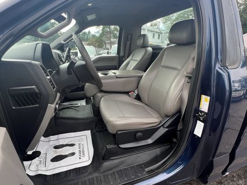 Used 2018 Ford F250 XL w/ Power Equipment Group AWD/4WD image 9