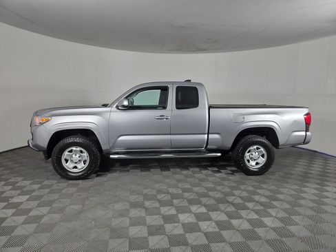 Used 2021 Toyota Tacoma SR w/ SR Convenience Package RWD image 7