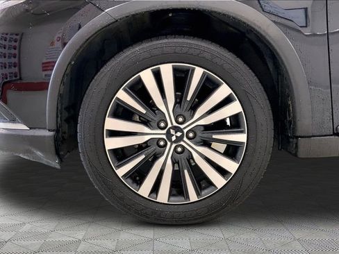 Used 2020 Mitsubishi Outlander SE FWD image 20