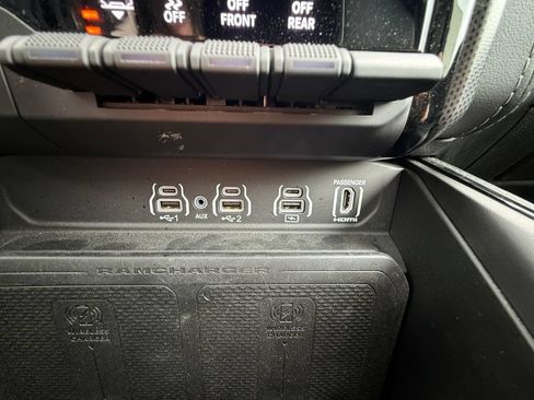 Used 2025 RAM 1500 Limited w/ Bed Utility Group AWD/4WD image 27
