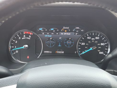 Used 2022 Ford F250 Lariat w/ Lariat Value Package AWD/4WD image 16