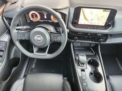 Used 2021 Nissan Rogue Platinum image 29