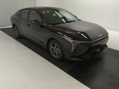 Used 2025 Kia K4 FWD image 13