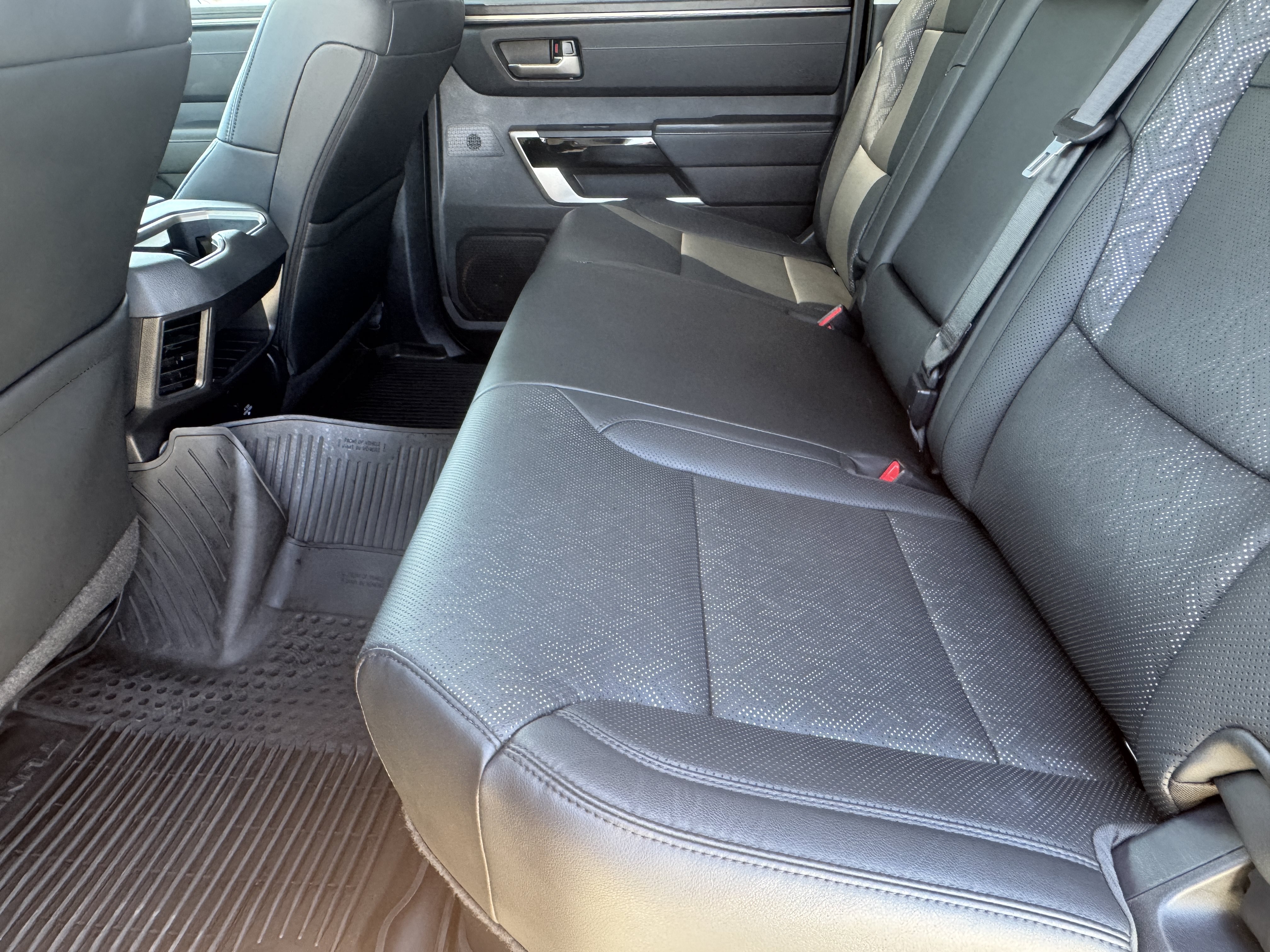 Used 2024 Toyota Tundra Limited w/ TRD Off-Road Package AWD/4WD image 31