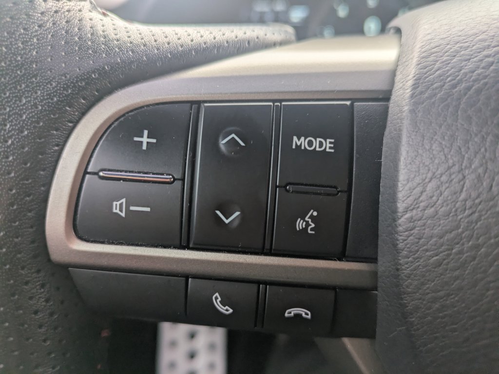 Used 2020 Lexus RX 350 F Sport w/ Accessory Package AWD/4WD image 23
