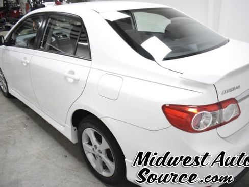 Used 2012 Toyota Corolla S FWD image 3