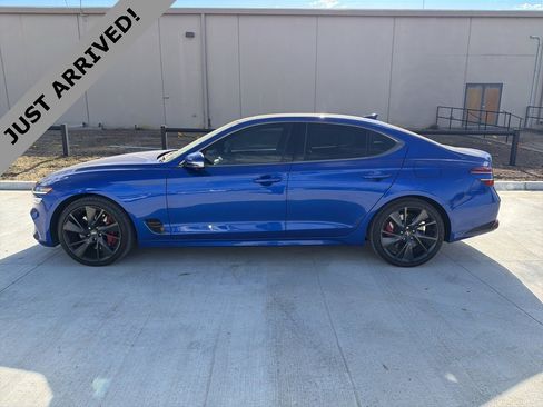 Used 2022 Genesis G70 3.3T image 8