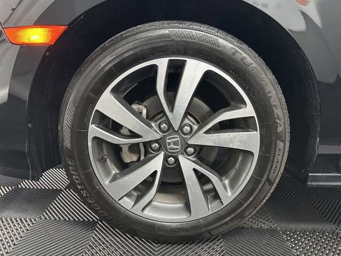 Used 2024 Honda Odyssey Touring image 45