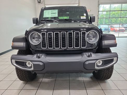 New 2026 Jeep Wrangler Unlimited Sahara w/ Technology Group AWD/4WD image 2