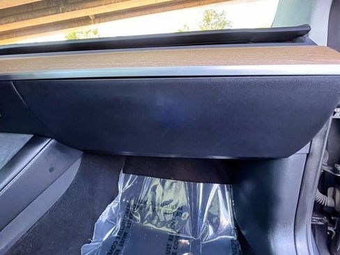Used 2023 Tesla Model 3 Long Range AWD/4WD image 39