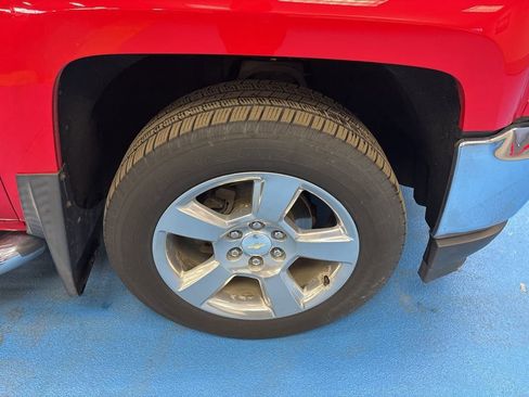 Used 2018 Chevrolet Silverado 1500 LT w/ All Star Edition image 3