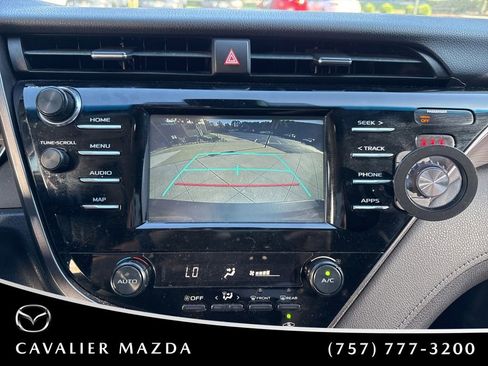 Used 2019 Toyota Camry SE w/ Protection Package (Q2) FWD image 19