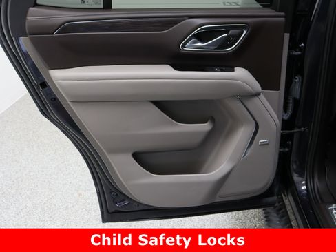 Used 2023 Chevrolet Tahoe Z71 w/ Luxury Package image 29