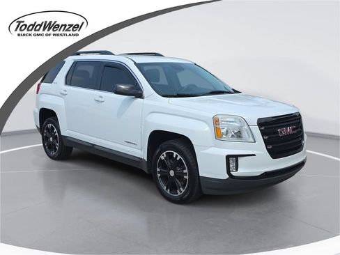 Used 2017 GMC Terrain SLE w/ Nightfall Package AWD/4WD image 1