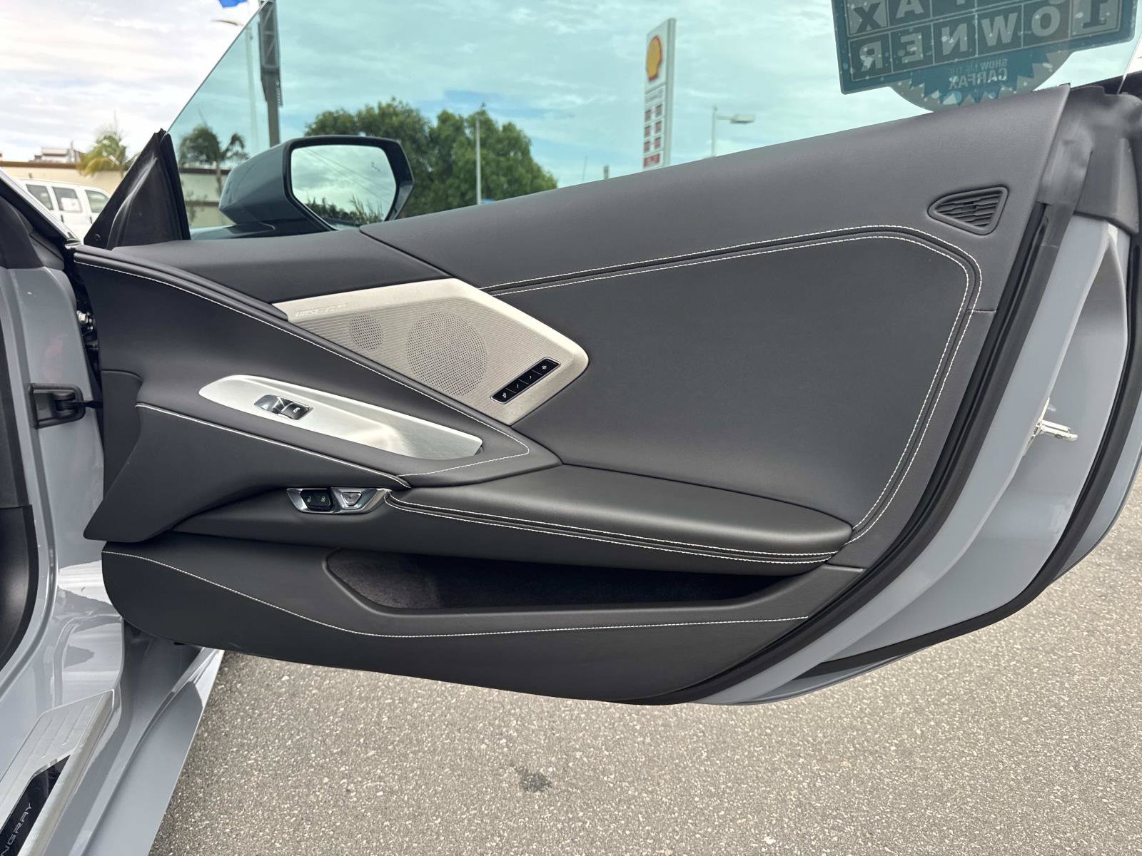 Used 2024 Chevrolet Corvette Stingray Preferred Conv w/ Battery Protection Package RWD image 28