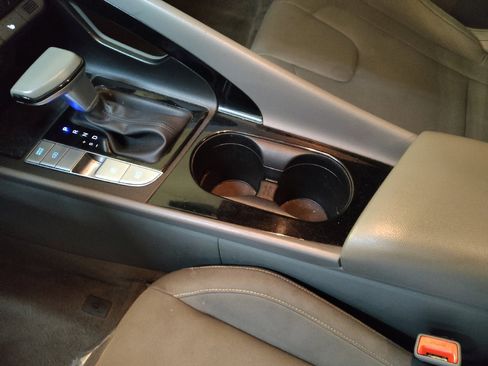 Used 2023 Hyundai Elantra SEL w/ Convenience Package FWD image 26
