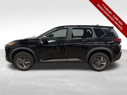 Used 2023 Nissan Rogue S AWD/4WD image 2