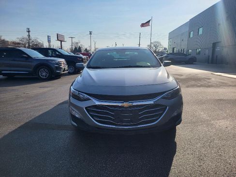 Used 2024 Chevrolet Malibu LT FWD image 8