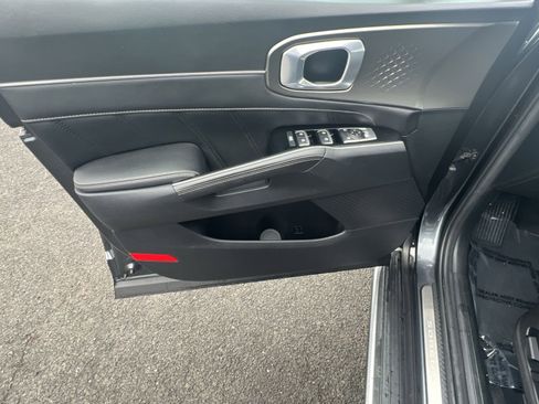 Used 2022 Kia Sorento SX image 15