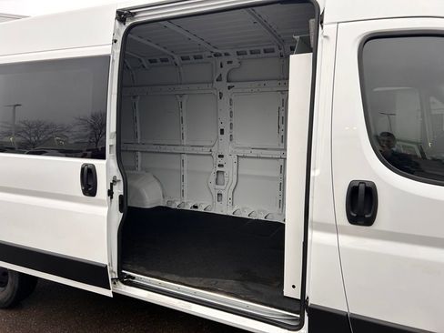 Used 2022 RAM ProMaster 3500 w/ Driver Convenience Group image 22