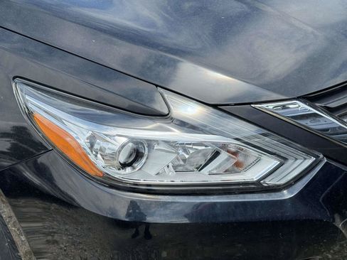 Used 2018 Nissan Altima 2.5 S w/ S Convenience Package FWD image 6