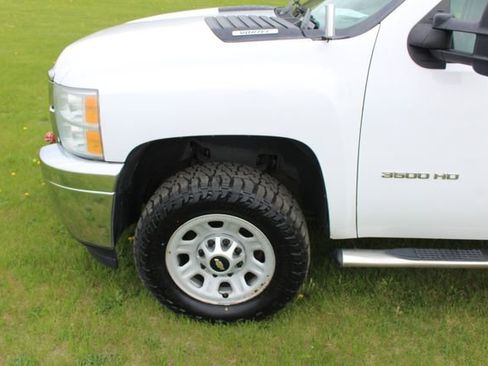 Used 2014 Chevrolet Silverado 3500 W/T image 14