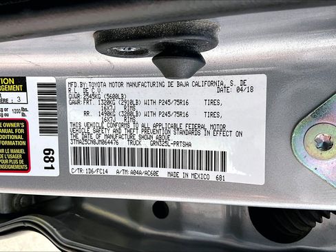 Used 2018 Toyota Tacoma SR5 RWD image 31
