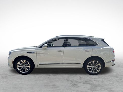 Used 2022 Bentley Bentayga image 5