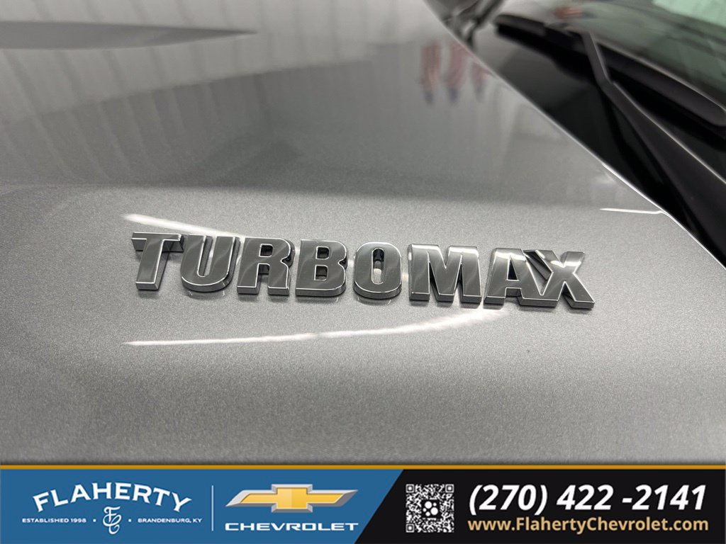 Used 2025 Chevrolet Silverado 1500 LT AWD/4WD image 19