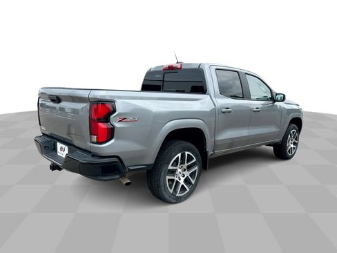 Used 2023 Chevrolet Colorado Z71 w/ Z71 Convenience Package 2 AWD/4WD image 9
