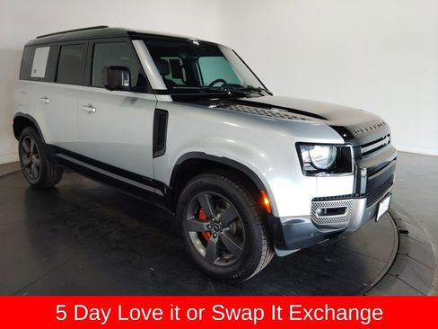 Used 2022 Land Rover Defender 110 X image 3