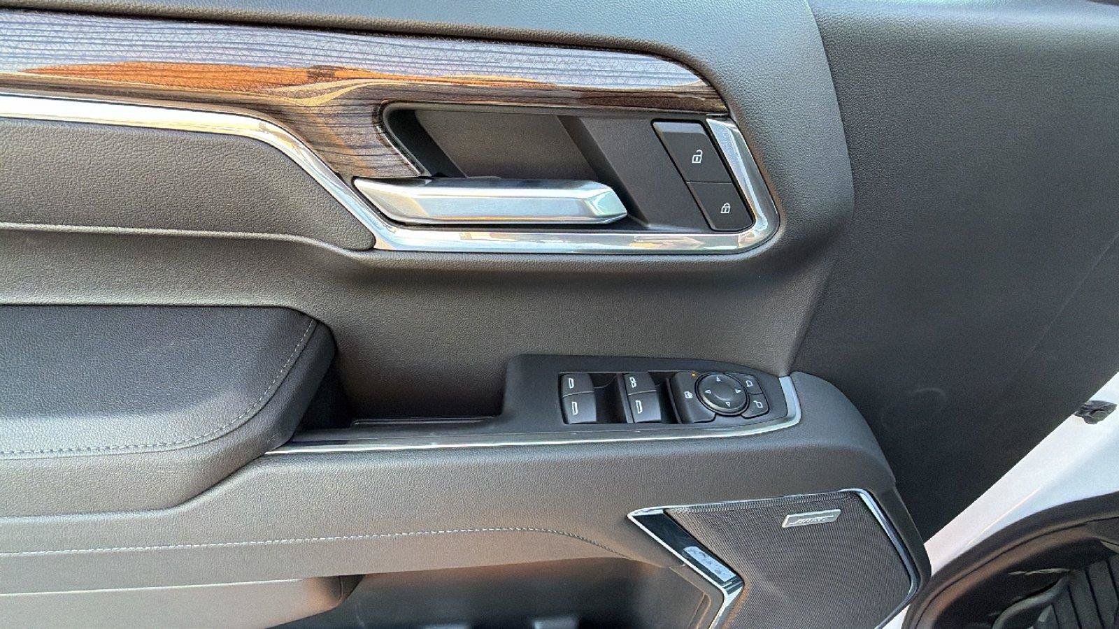 New 2026 Chevrolet Silverado 1500 RST w/ RST All Star Premium Package AWD/4WD image 15