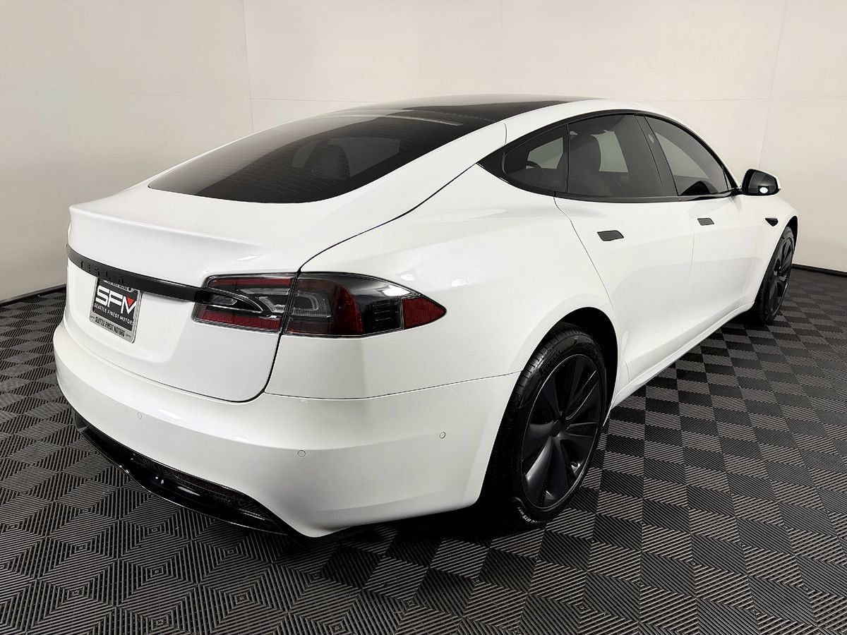 Used 2022 Tesla Model S AWD/4WD image 9