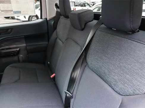 New 2025 Ford Maverick XL image 19