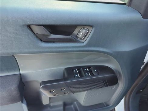 Used 2025 Ford Maverick XL FWD image 10