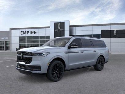 New 2025 Lincoln Navigator L Reserve w/ Jet Appearance Package