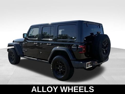 Used 2019 Jeep Wrangler Unlimited Sahara w/ Quick Order Package 24M Moab AWD/4WD image 3