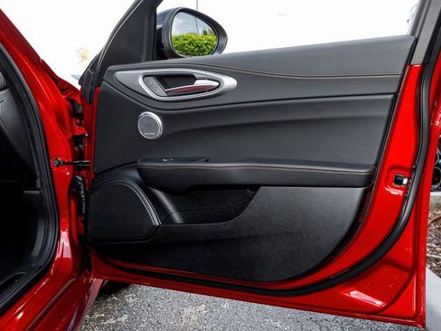 New 2025 Alfa Romeo Giulia AWD w/ Driving Assist Package image 40