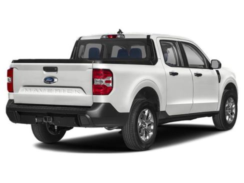 Used 2024 Ford Maverick XLT w/ Equipment Group 300A Standard AWD/4WD image 2