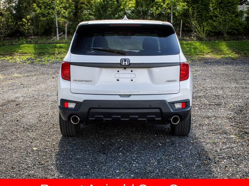 Used 2023 Honda Passport EX-L image 6